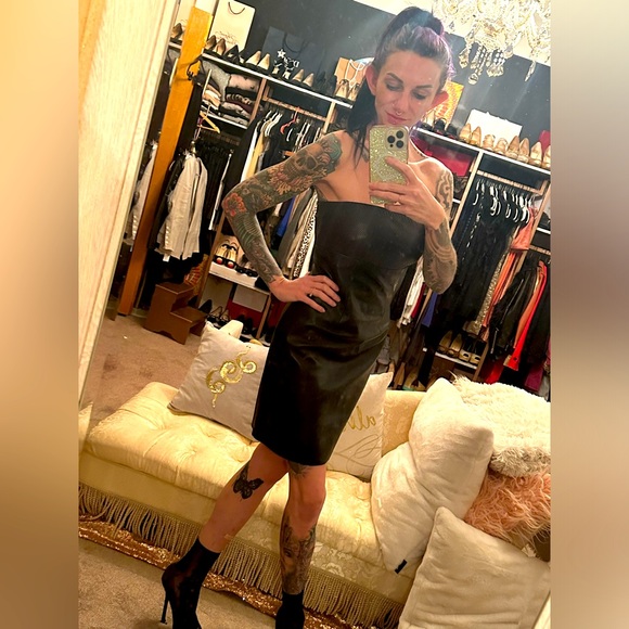 Meet your Posher, Amanda - Picture 1 of 1